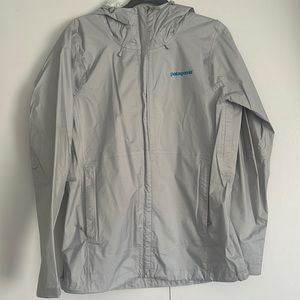 Women’s shell rain jacket